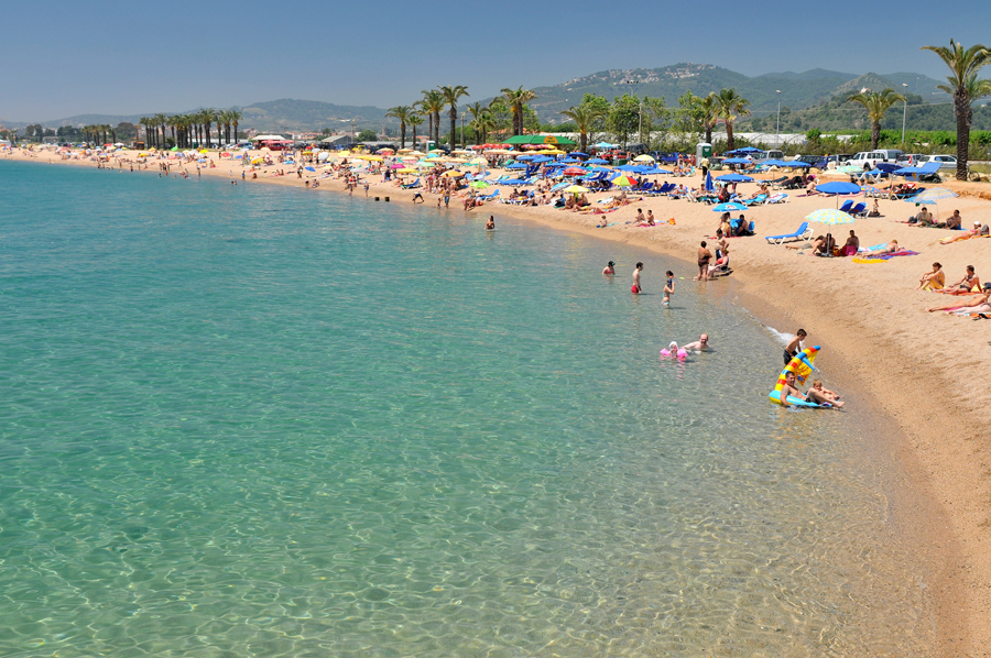 Plaža Caletesbeach